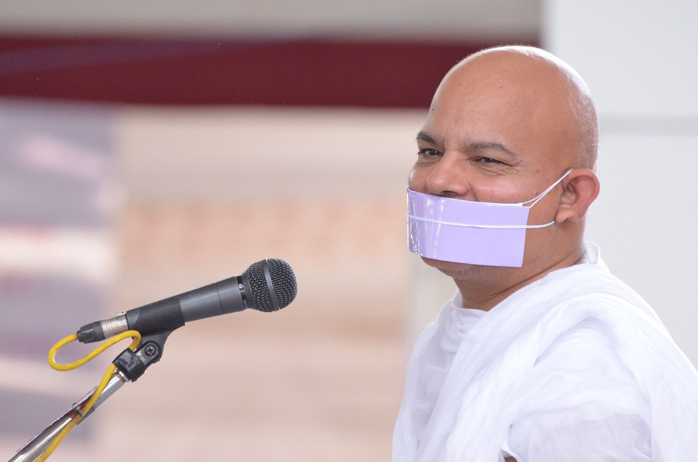 गुरु द्वारा प्रदत्त ज्ञाान भीतर के अंधकार को दूर कर सकता है: आचार्यश्री महाश्रमण