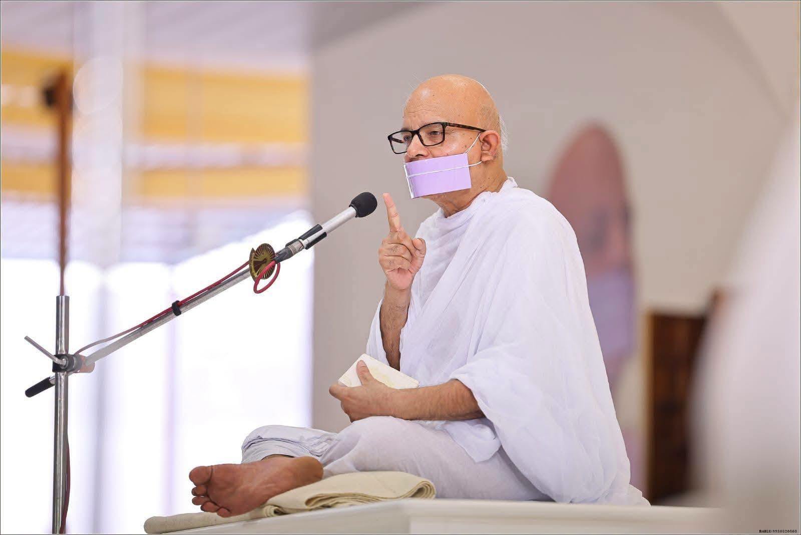 सामने शराफत, पीठ पीछे सियासत; मुखौटा पहनकर जीने वाले ही दुरात्मा हैं :आचार्यश्री महाश्रमण 