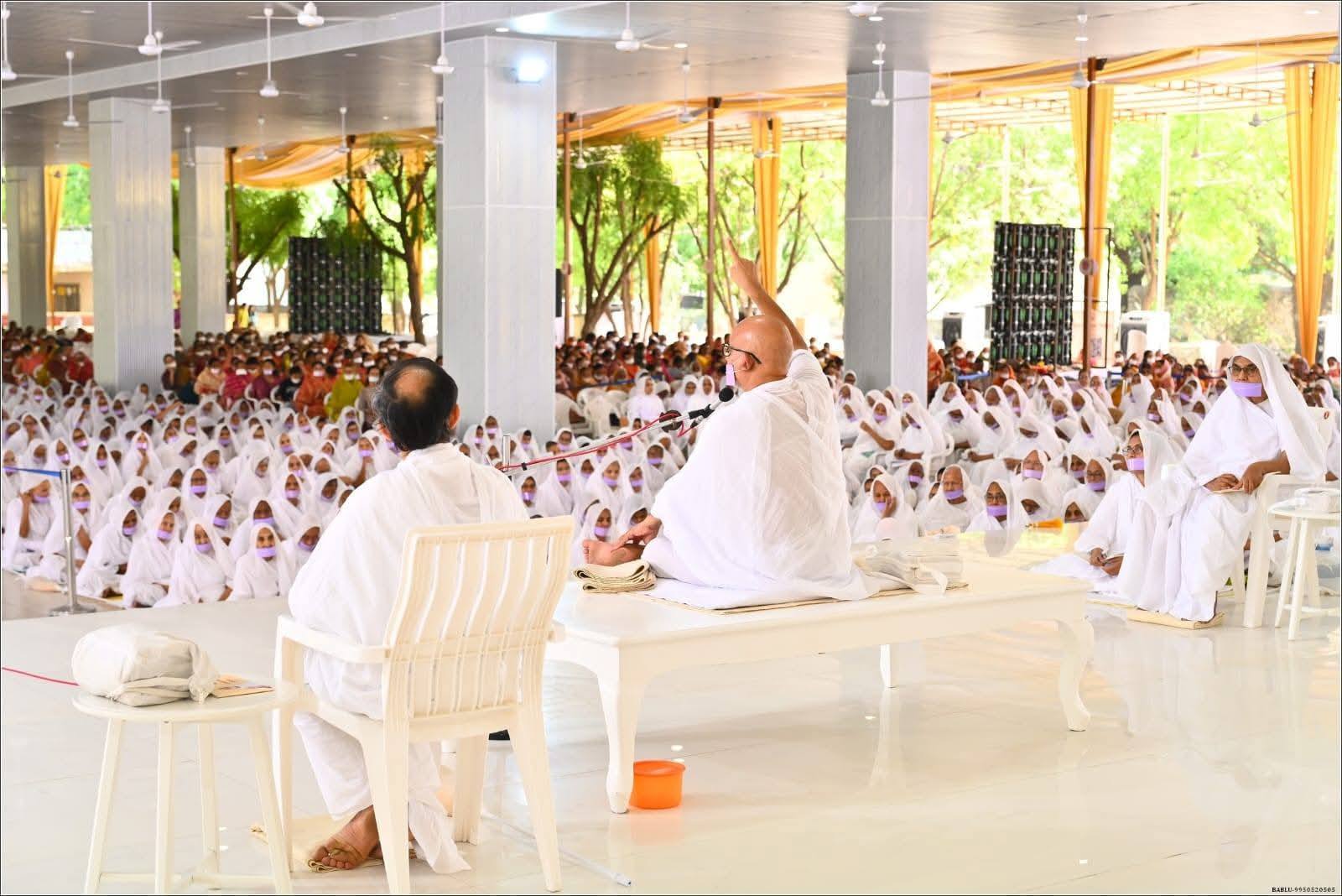 नामधारी असंयमी साधु से बेहतर है व्रतधारी गृहस्थ : आचार्यश्री महाश्रमण 