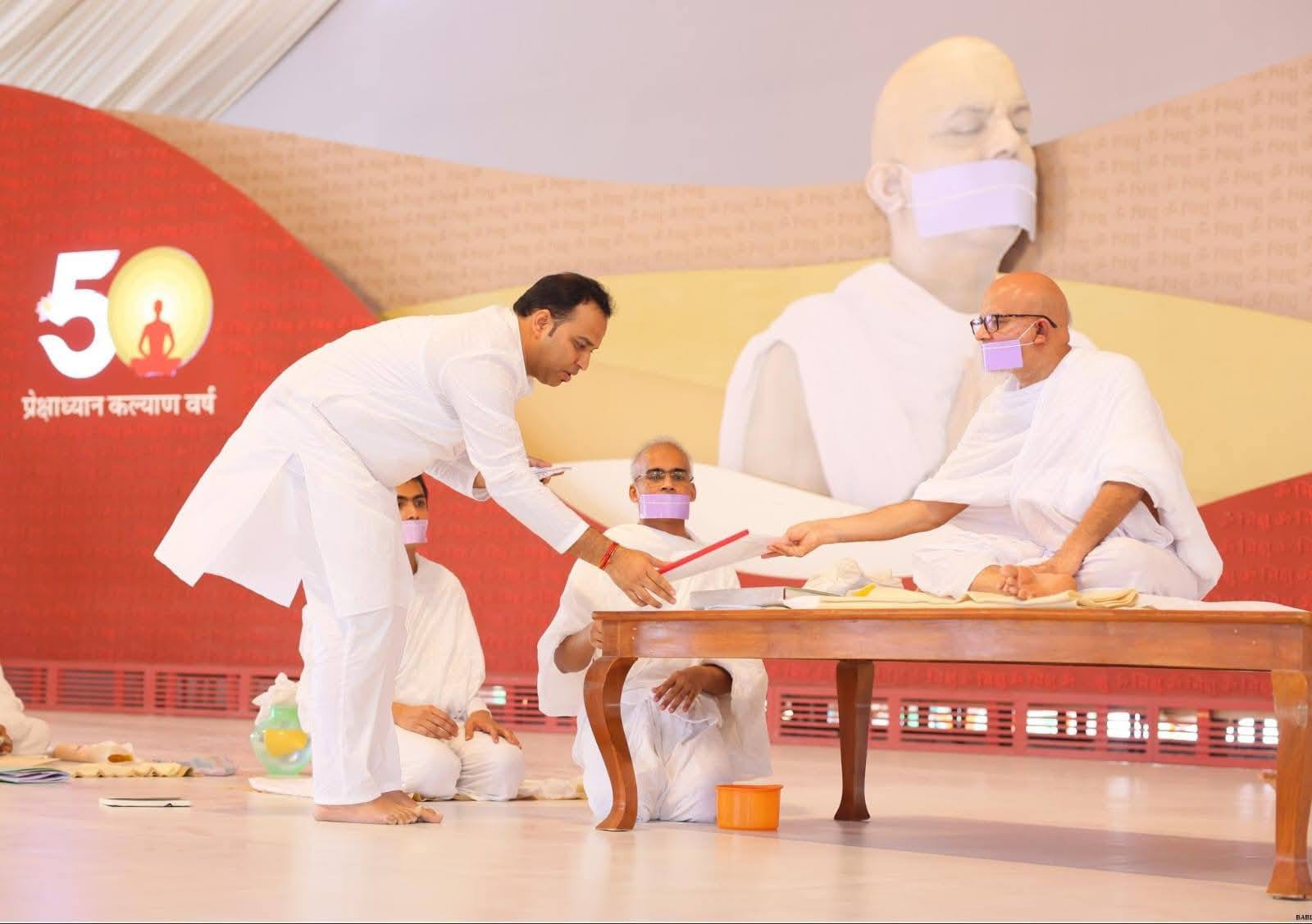 आसक्ति के धागे को तोड़ने का हो प्रयास : आचार्यश्री महाश्रमण