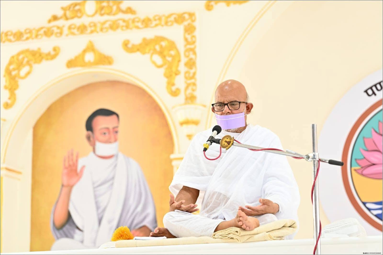 सम्मान देना–अर्थ दान से भी बड़ा दान है : आचार्यश्री महाश्रमण 